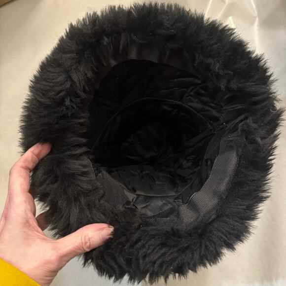 VTG Shearling Sheepskin THICK Fur Hat Sub-Zero Minus Winter Temperature Black OS - Picture 3 of 9